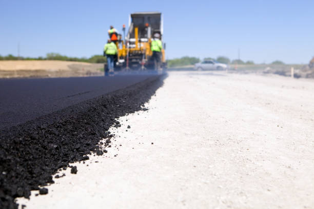 Best Driveway Paving Contractor  in Richton, MS